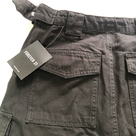 Forever 21 Black Mini Skirt Size Small - Picture 7 of 7